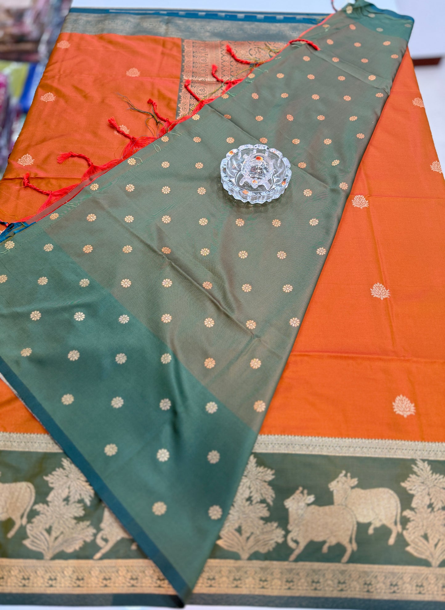 Handloom styled Silk Pichwai Saree with Woven Border and Contrast Blouse