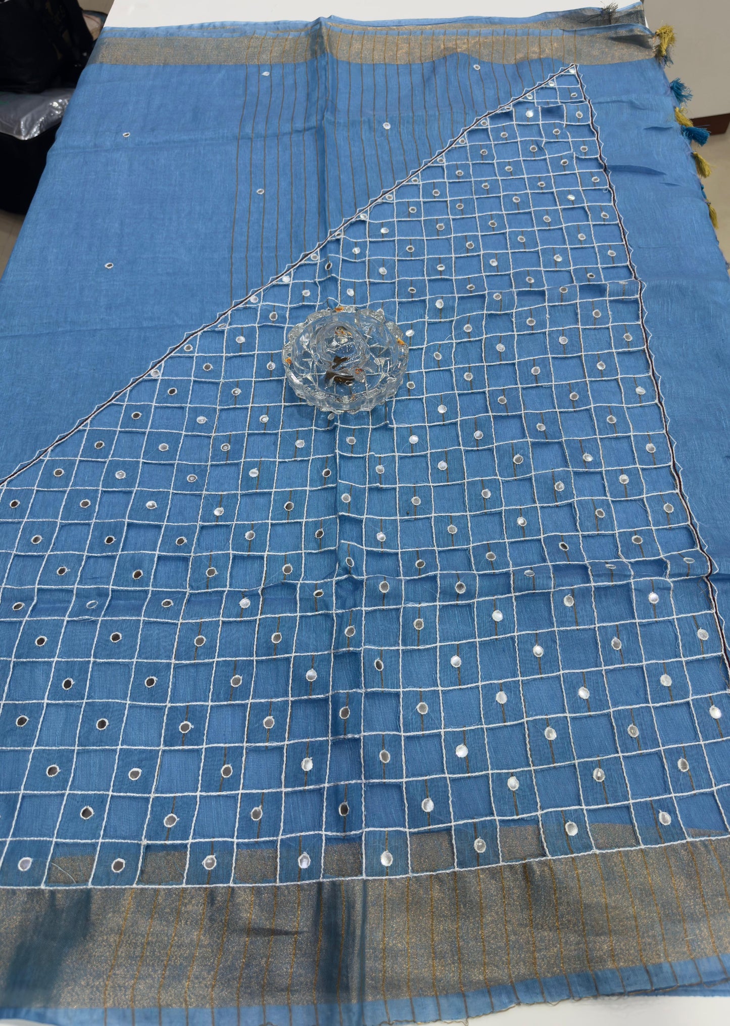 Pure Tissue 150 Count Linen Handloom Saree with Handwork and Running Blouse for Women