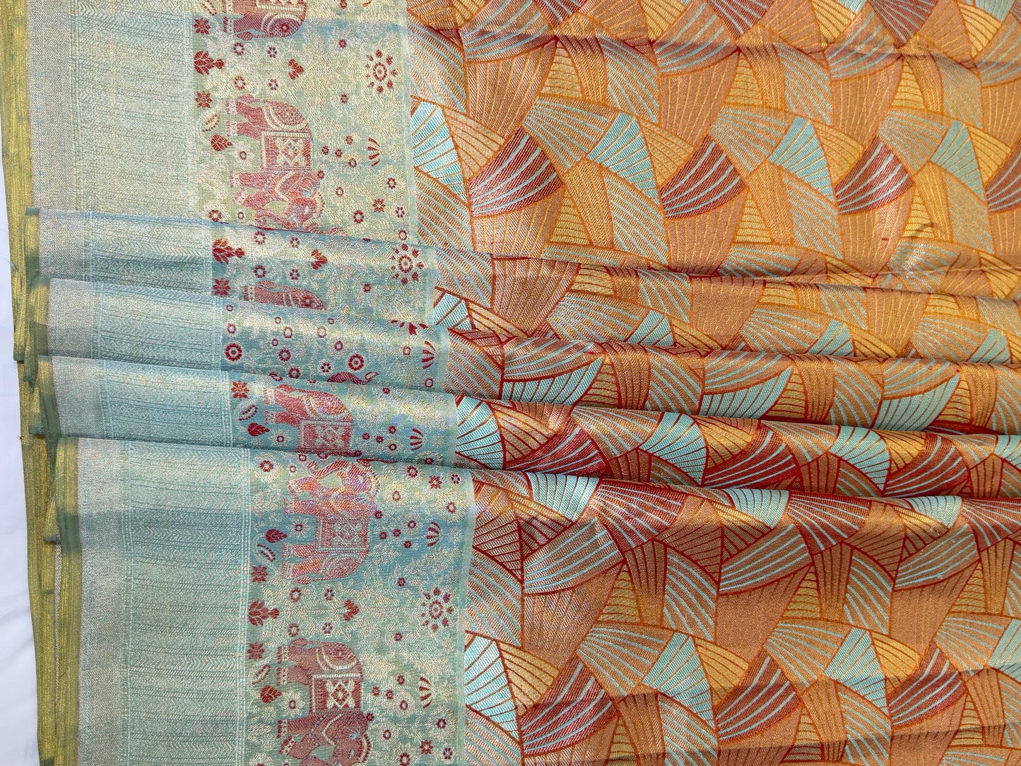 Pure Silk Handloom Saree with Elephant Motifs and Geometric Zari Weaving – Bridal & Festive Wear