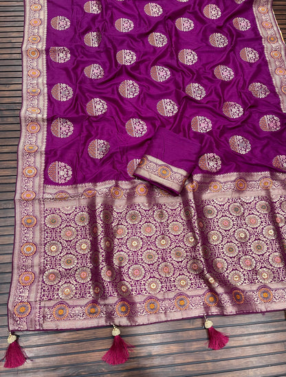 Banarasi Dola Silk Saree with Meenakari Jaal Weaving, Zari Pallu, and Butti Blouse – Royal Splendor Collection