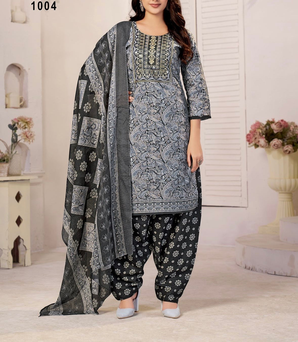 Muska Cotton Embroidered Kurta Patiala Suit Set with Malmal Dupatta for Women