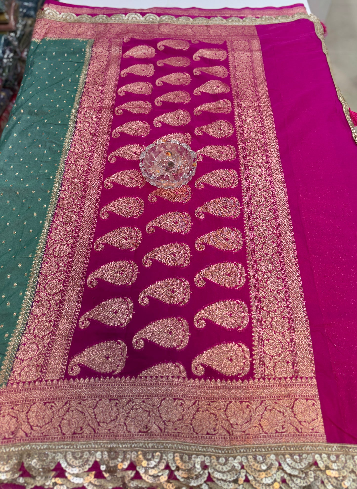 Women’s Banarasi semi-kaddi katan soft silk saree with zari booti weaving, lace border and rich pallu