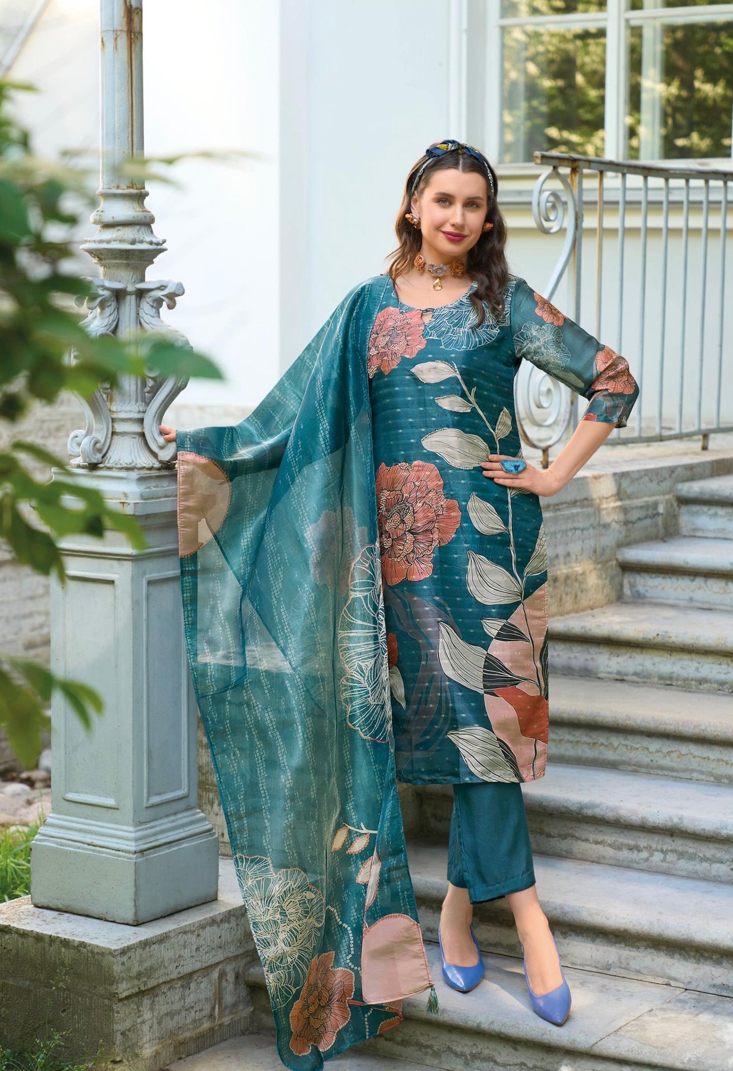 Jacquard Shimmer Kurta Pant Dupatta Set with Handwork and Digital Print Dupatta – L to 3XL