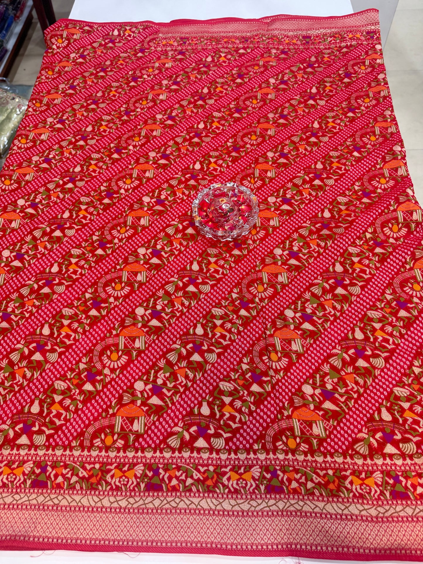 Pure Kaddi Georgette Zari Weaving Saree in Rust Orange with Antique Gold Pattern and Traditional Floral Borders – Festive & Wedding Wear for Women