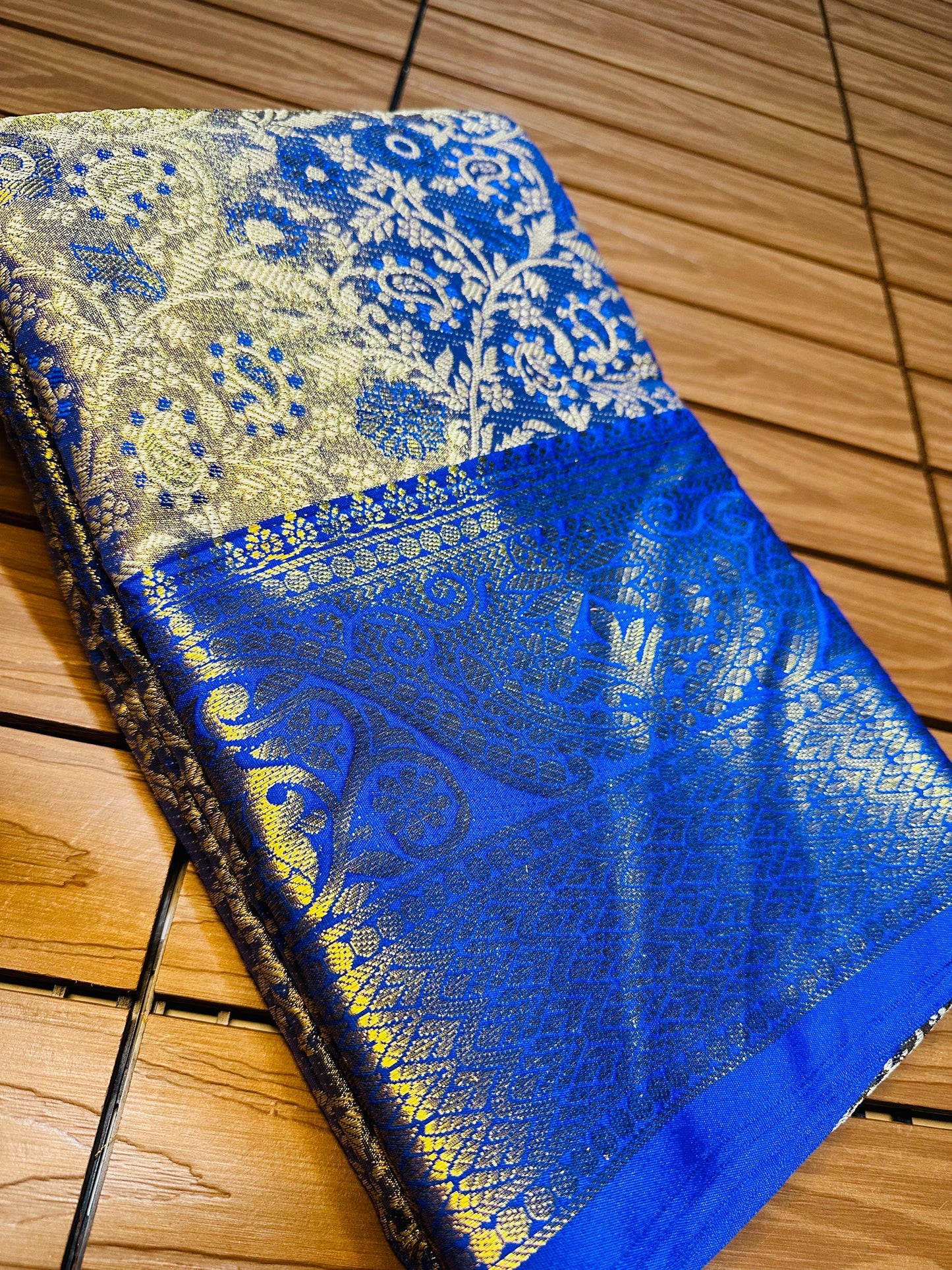 Kanjivaram Silk Saree with Mina Weaving, Nylon Zari Border, Rich Pallu and Blouse Piece