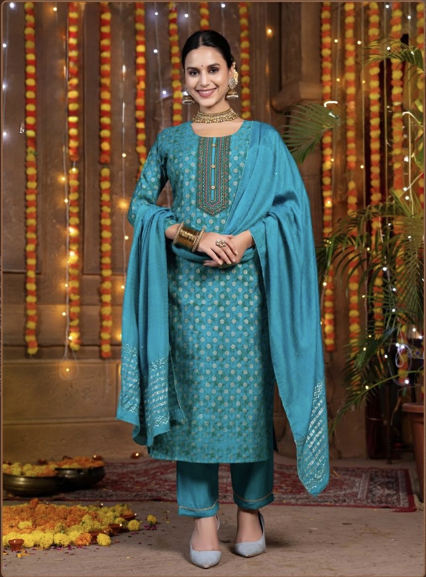 Roman Silk Straight Suit Set with Muslin Jacquard Dupatta – Women’s Plus Size Ethnic Wear