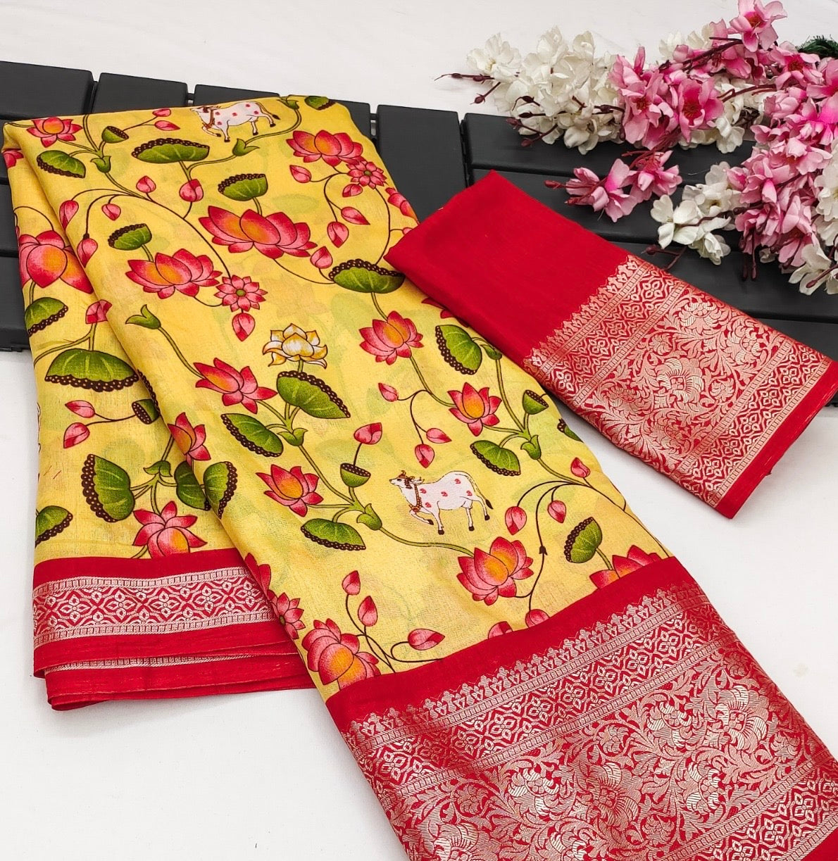 Kalamkari digital print Viscose Saree with weaving zari and gold viscose border.