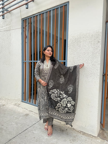 Women’s digital viscose silk kurta set with moti sequence handwork, pant and muslin dupatta, size 38–44