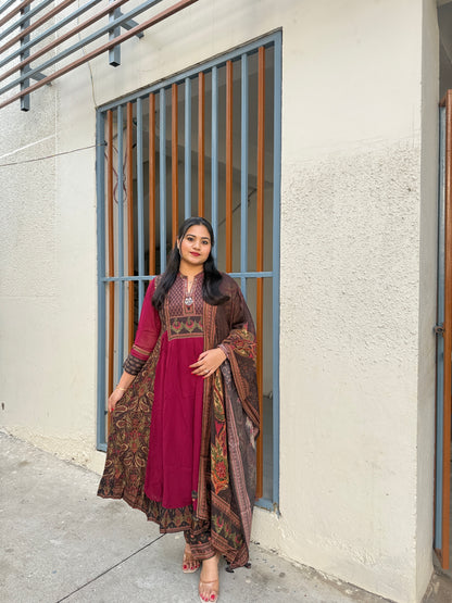 Women’s viscose georgette kurta set with dola silk yoke, pant and printed dupatta, festive wear, size 38–44