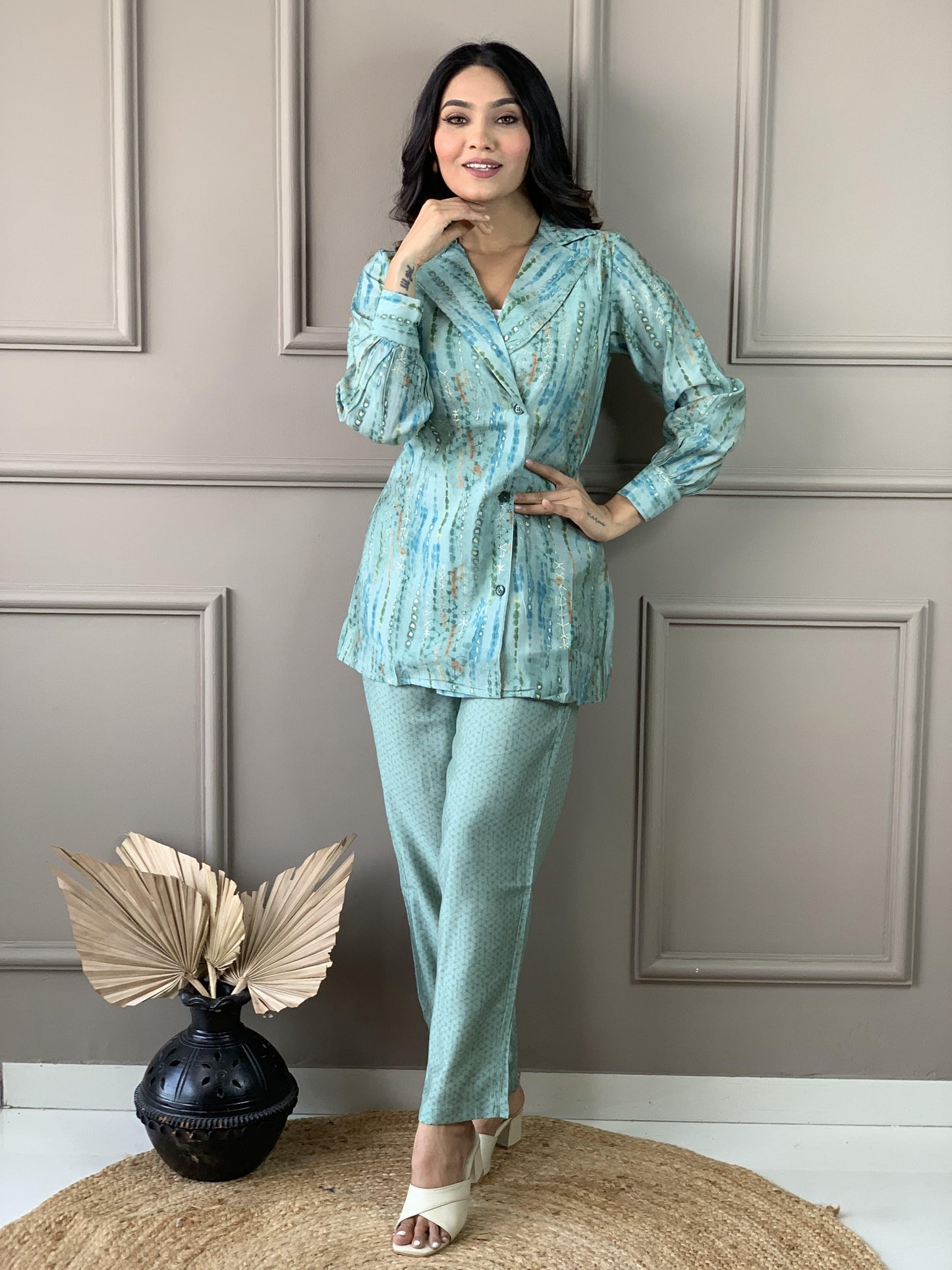 Soft Muslin Kurta Pant Set for Women – Lightweight Ethnic Wear in Elegant Shades