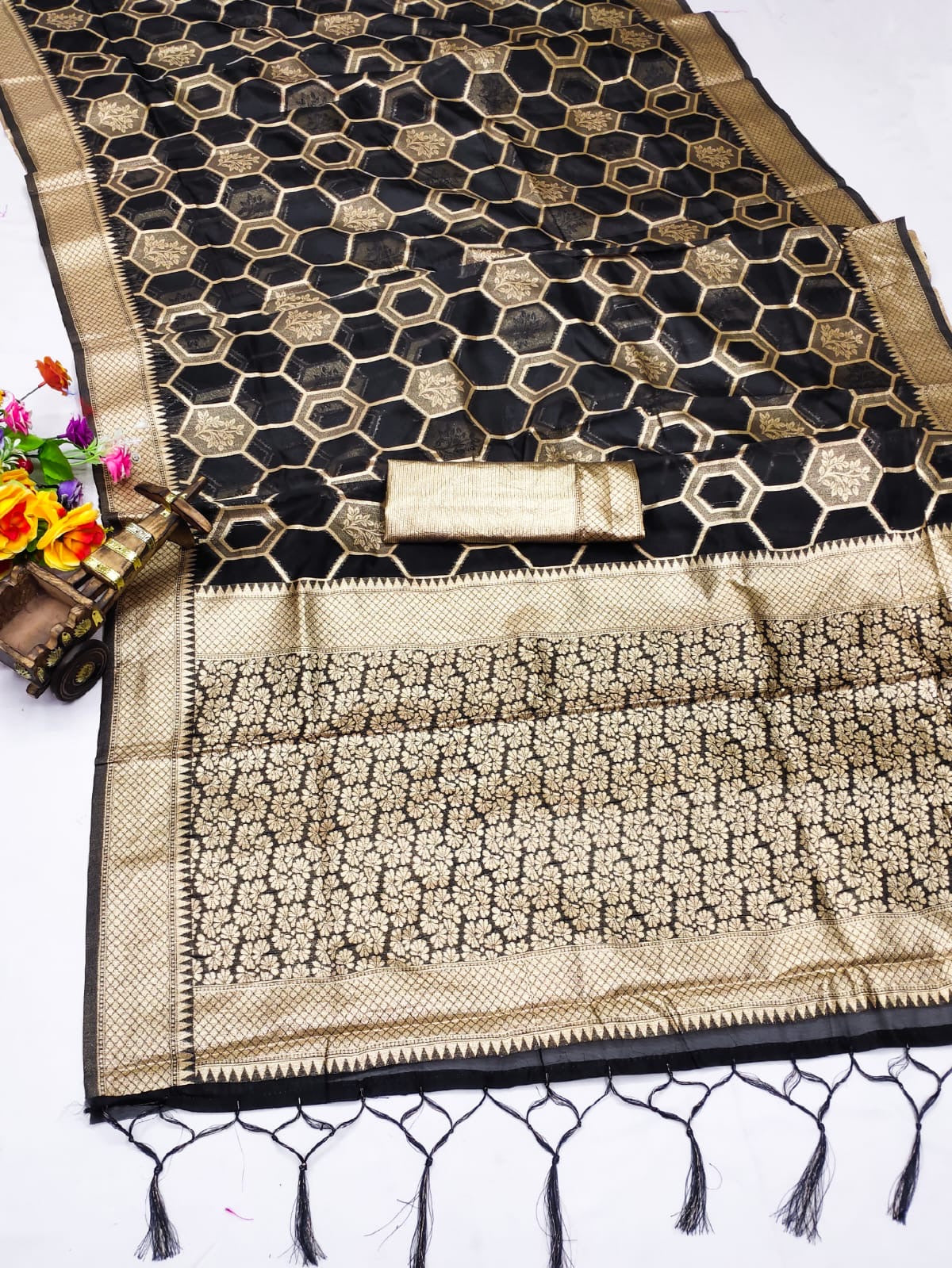 Organza Silk Zari Weaving Saree with Golden Butties, Silver Zari Pallu & Brocade Blouse
