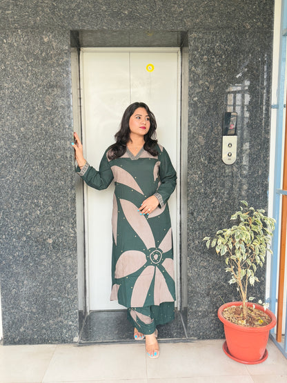 Bold Floral Rayon Kurti Pant Set for Women with V-Neck and Mirror Detailing