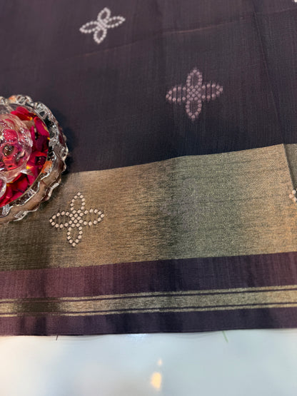 Woven Saree with Contrast Border and Tassel Pallu for Women
