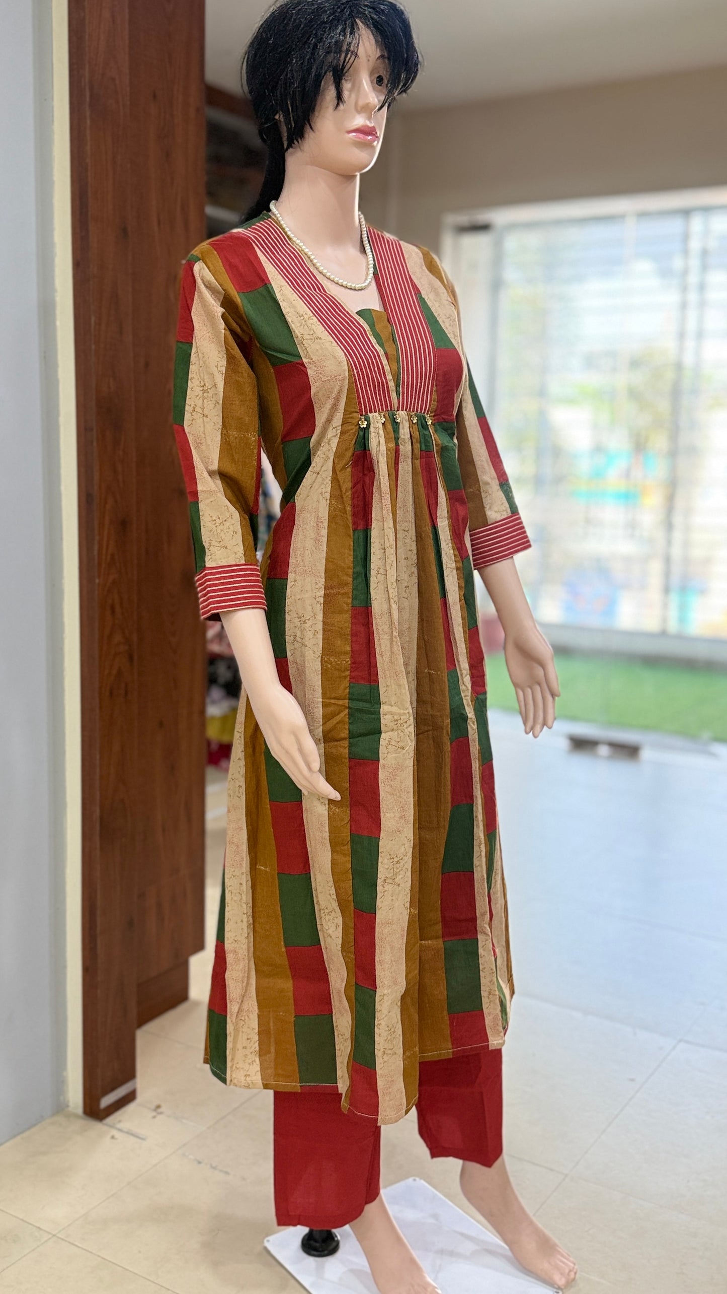 Cotton checked anarkali kurta pant set for women, V neck 3/4 sleeves, sizes 38 to 46, ethnic coord set