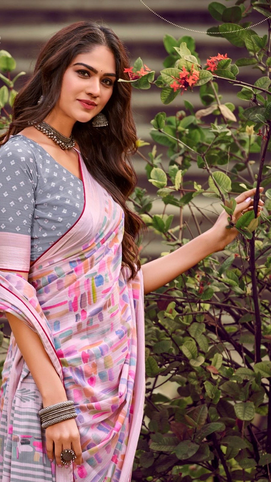 Women’s Pure Viscose Georgette Saree with Fancy Designer Blouse