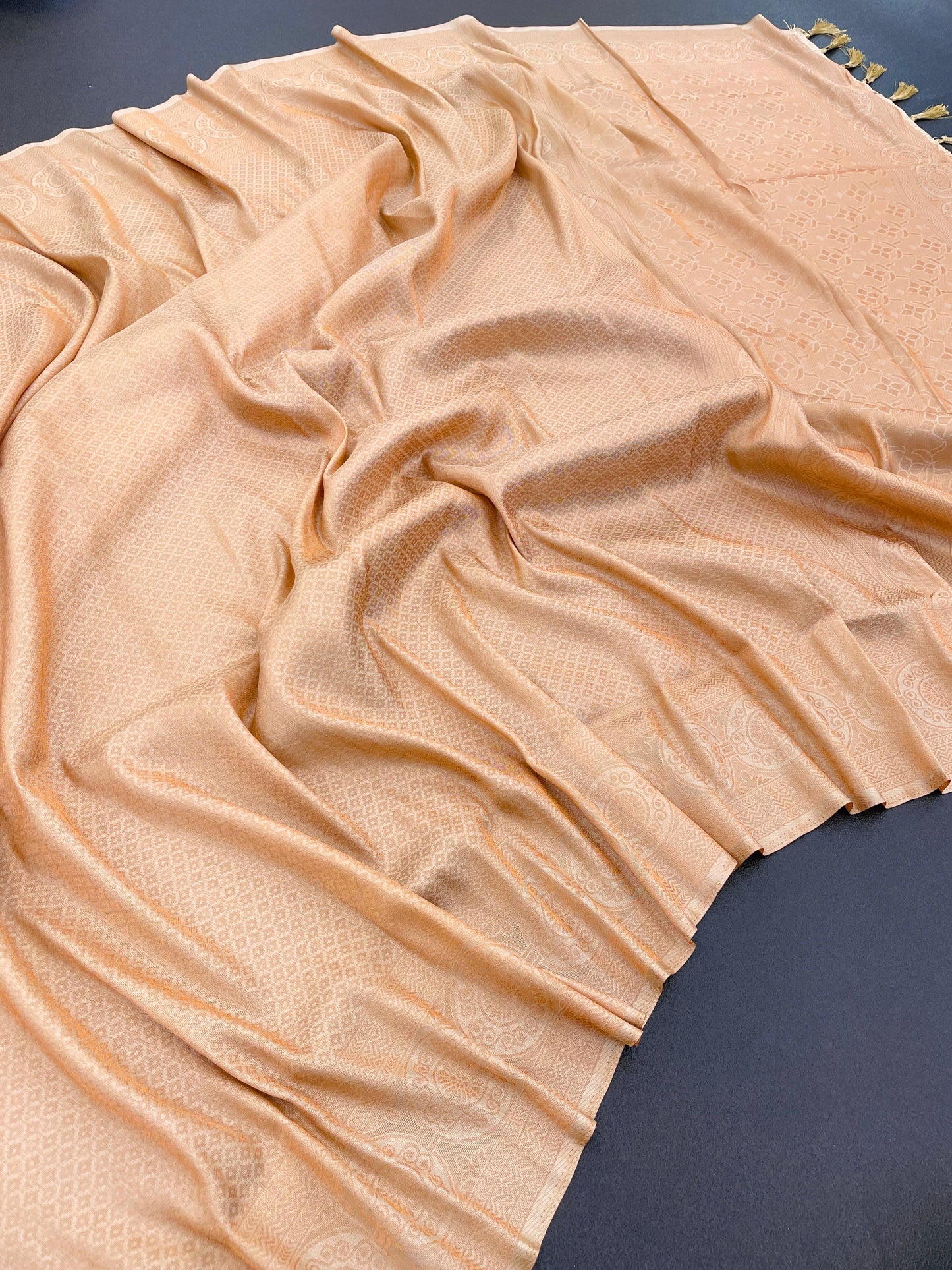 Kubera Pattu Silk Saree with Plain Body and Rich Contrast Border – Festive Wear for Women