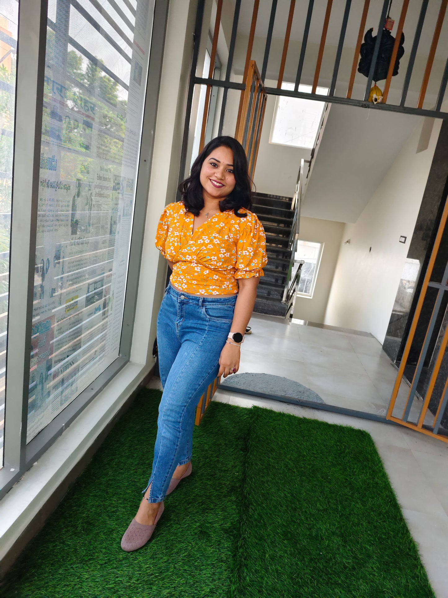 Women’s Knitted V-Neck Puff Sleeve Trendy T-Shirt – Sizes S to XL