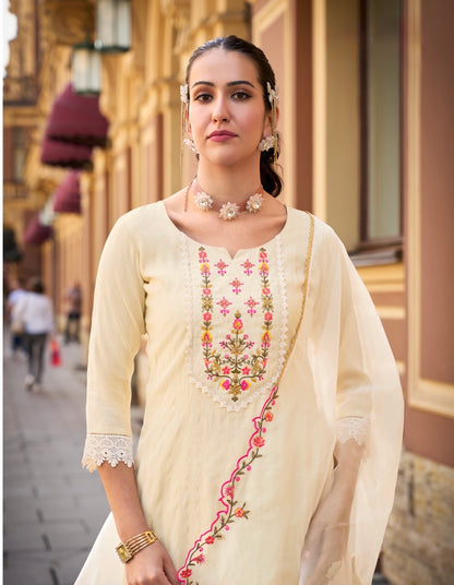 Women’s Self-Jacquard Silk 3-Piece Suit Set with Afghani Bottom and Organza Dupatta – XXL & 3XL