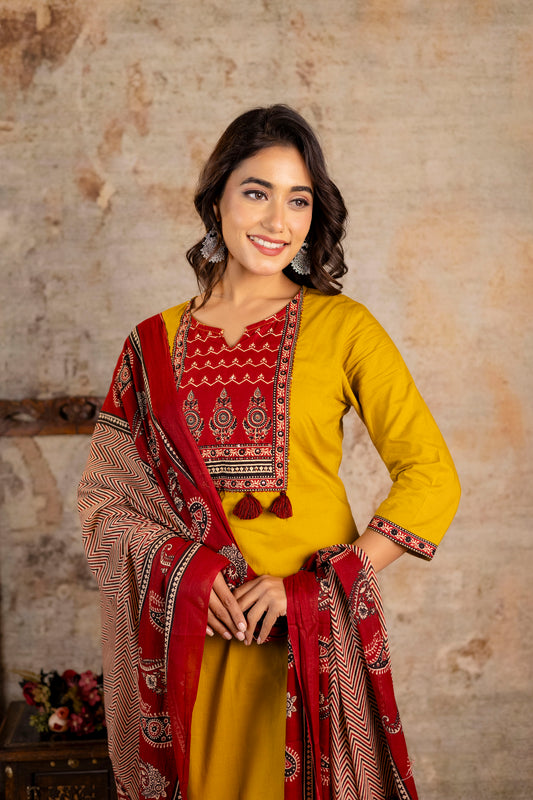 Pure Cotton Printed Kurti Pant Dupatta Set for Women