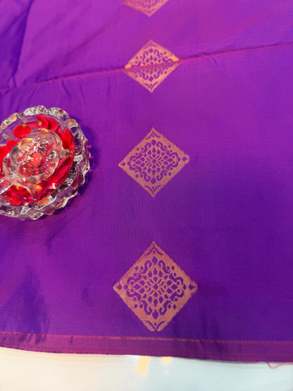 Soft Silk Sarees with Zari Work and Contrast Borders for Women – Festive and Traditional Wear