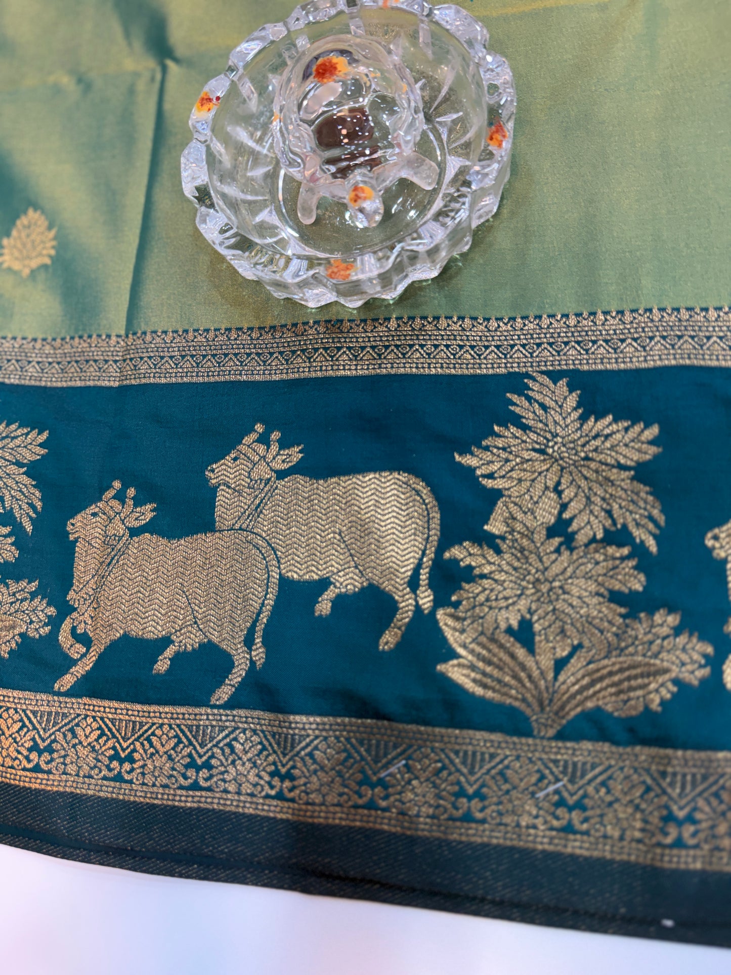 Handloom styled Silk Pichwai Saree with Woven Border and Contrast Blouse