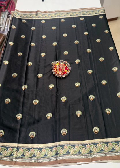 Printed Silk Saree with Matching Blouse – Lightweight Festive Saree for Women