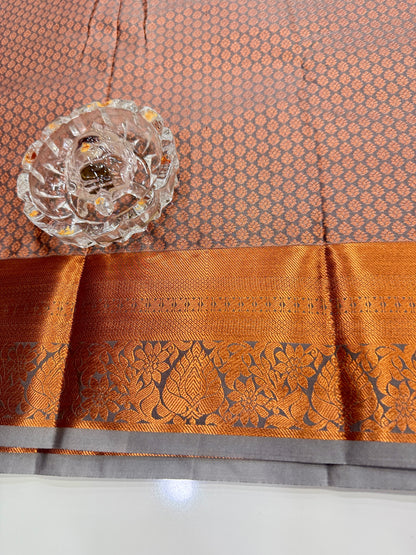 Soft Silk Saree with Traditional Zari Border and All-Over Weaving Design for Women