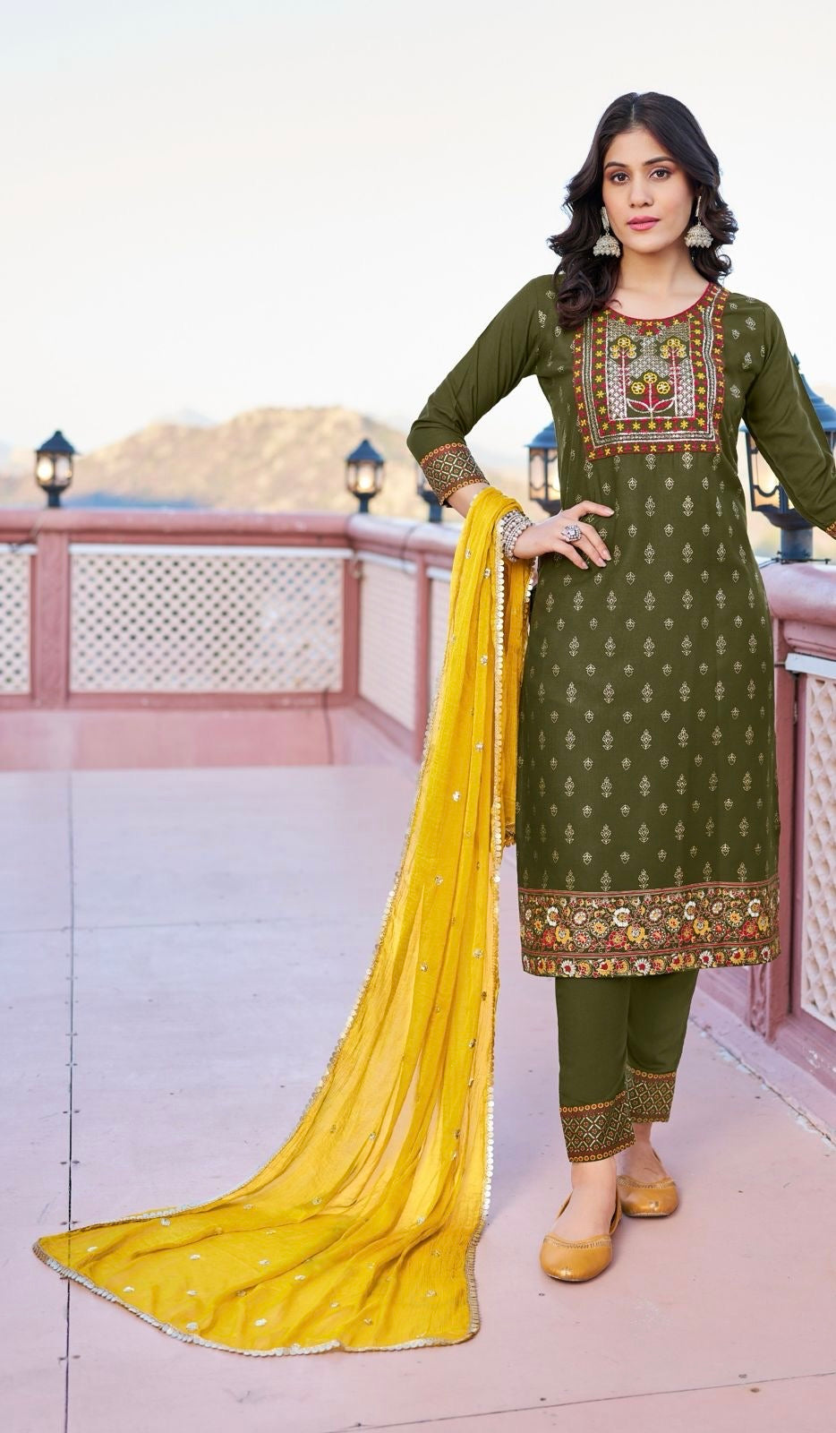 Rayon Foil Print Kurta Pant Dupatta Set with Naznin Dupatta and Lace Work for Women – Sizes XL and XXL