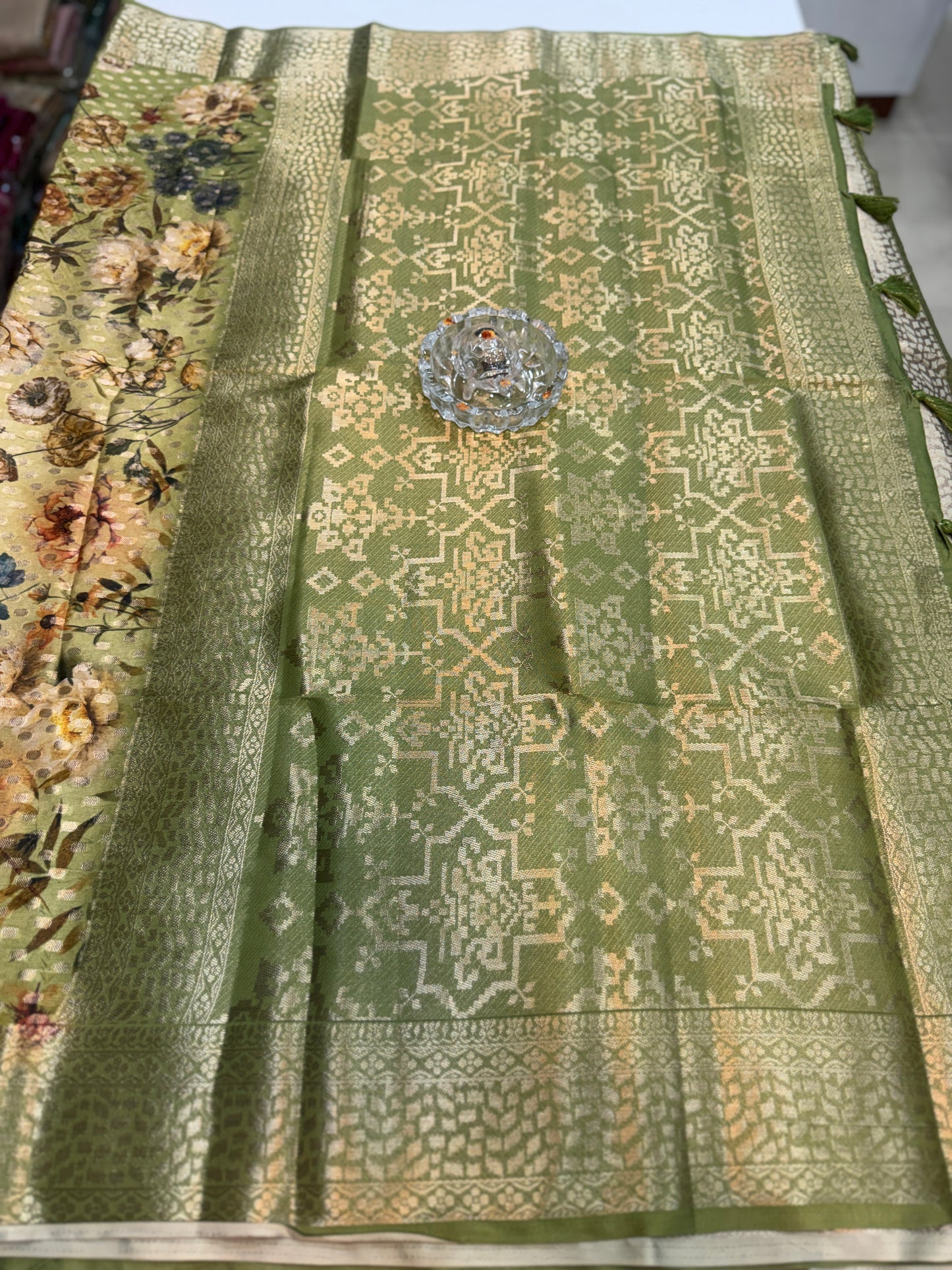 Georgette Silk Butti Saree with Rich Printed Pallu