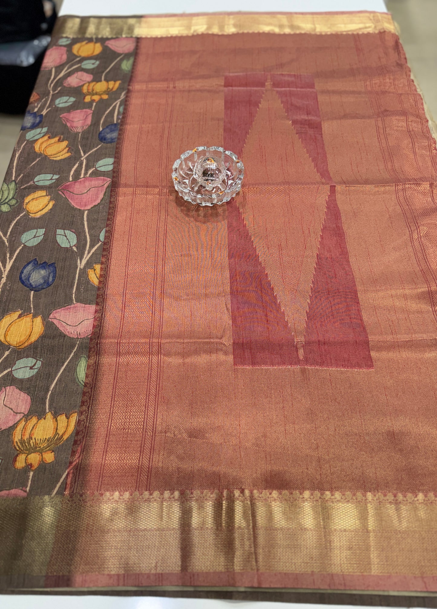 Tussar Art silk saree with handloom weaving and floral pattern for women