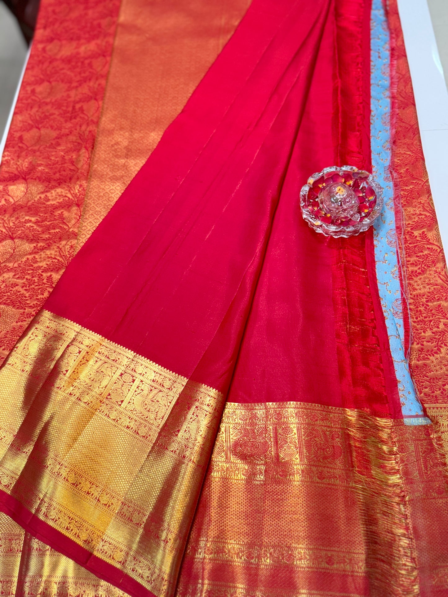 Bright Red Handloom Mulberry Silk Saree with Gold Zari Weaving and Blouse Piece for Women
