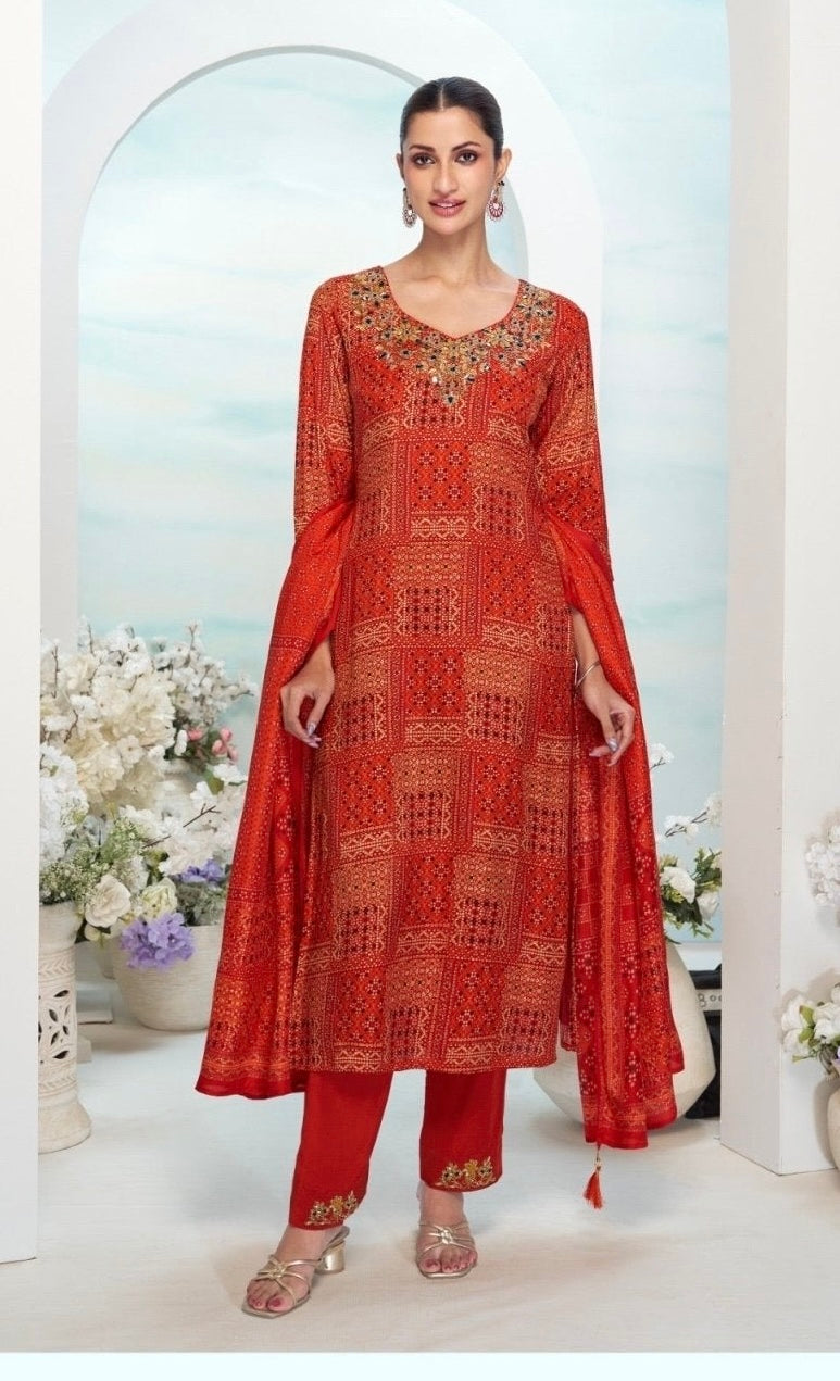 Natural Crepe Kurta Set with Mirror Handwork and Printed Viscose Dupatta – XL to 3XL Sizes