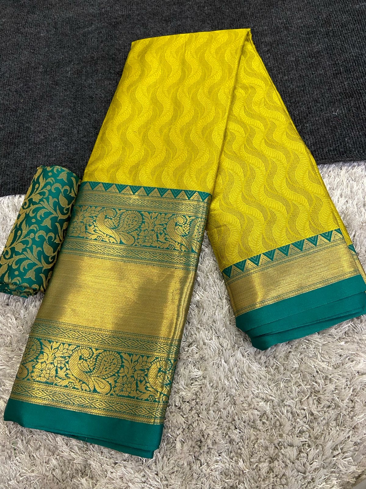 Cotton Silk Saree with Broad Contrast Jacquard Border and Matching Blouse – Festive and Wedding Wear