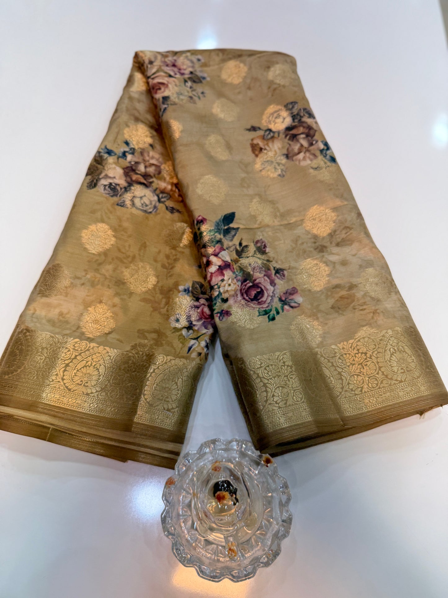 Bamboo Silk Floral Printed Saree with Rich Decorative Pallu, All Over Rich Butti Weaving