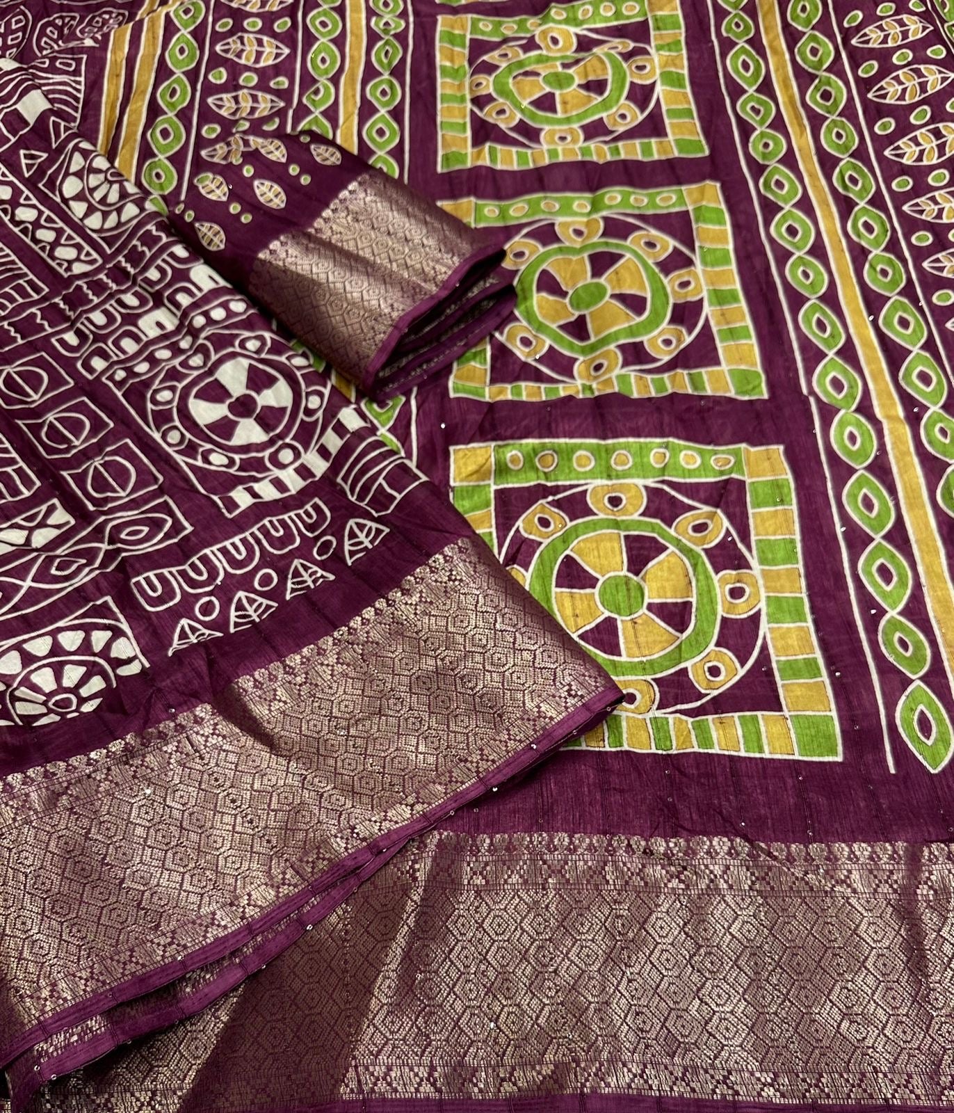 Cotton Crepe Saree with Sequence Work and Batik Print – Running Blouse Included