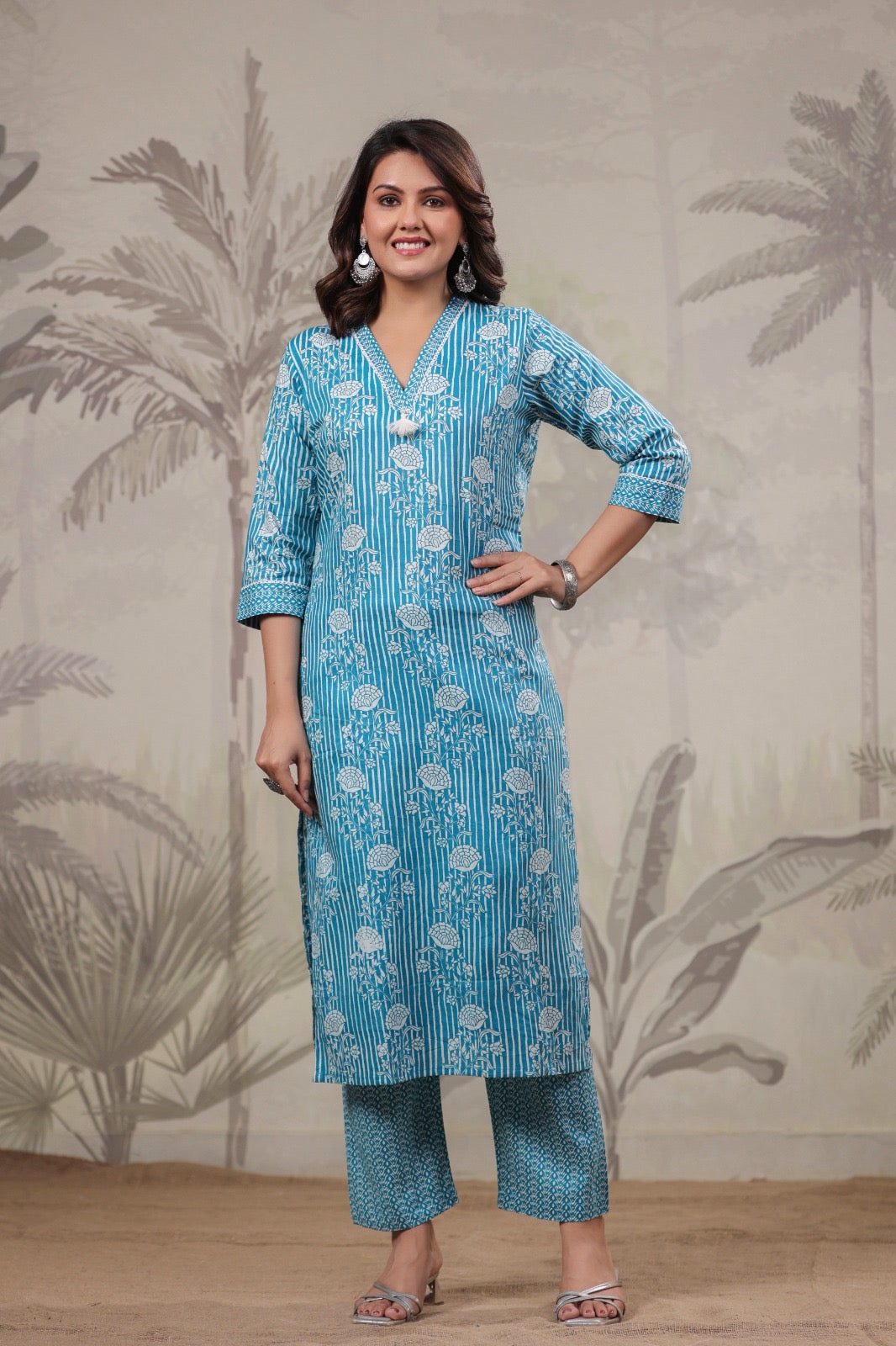 Pure Cotton Printed Kurta Pant Set for Women – Blue Daily Wear Suit Set, Sizes 38–46