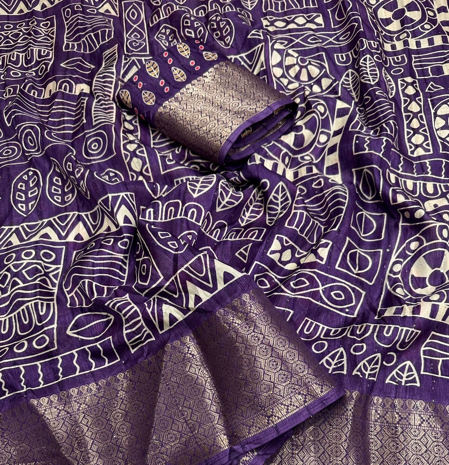 Cotton Crepe Saree with Sequence Work and Batik Print – Running Blouse Included