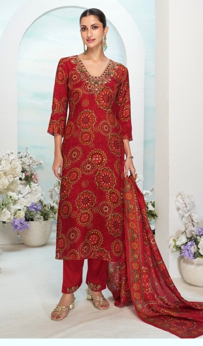 Natural Crepe Kurta Set with Mirror Handwork and Printed Viscose Dupatta – XL to 3XL Sizes