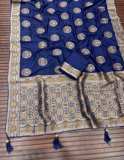 Banarasi Dola Silk Saree with Meenakari Jaal Weaving, Zari Pallu, and Butti Blouse – Royal Splendor Collection