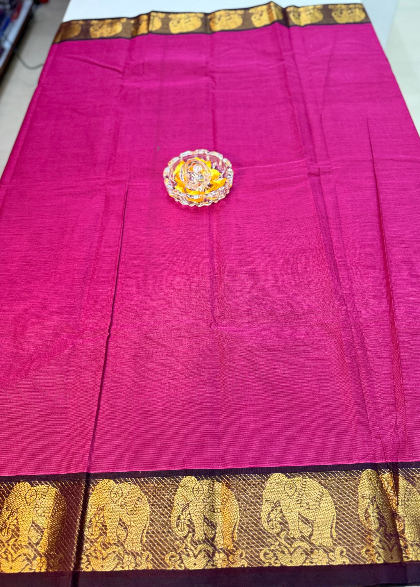 Chettinad Pure Cotton Saree with Zari Border – 80 Count, 20 Colours, 5.5m Length