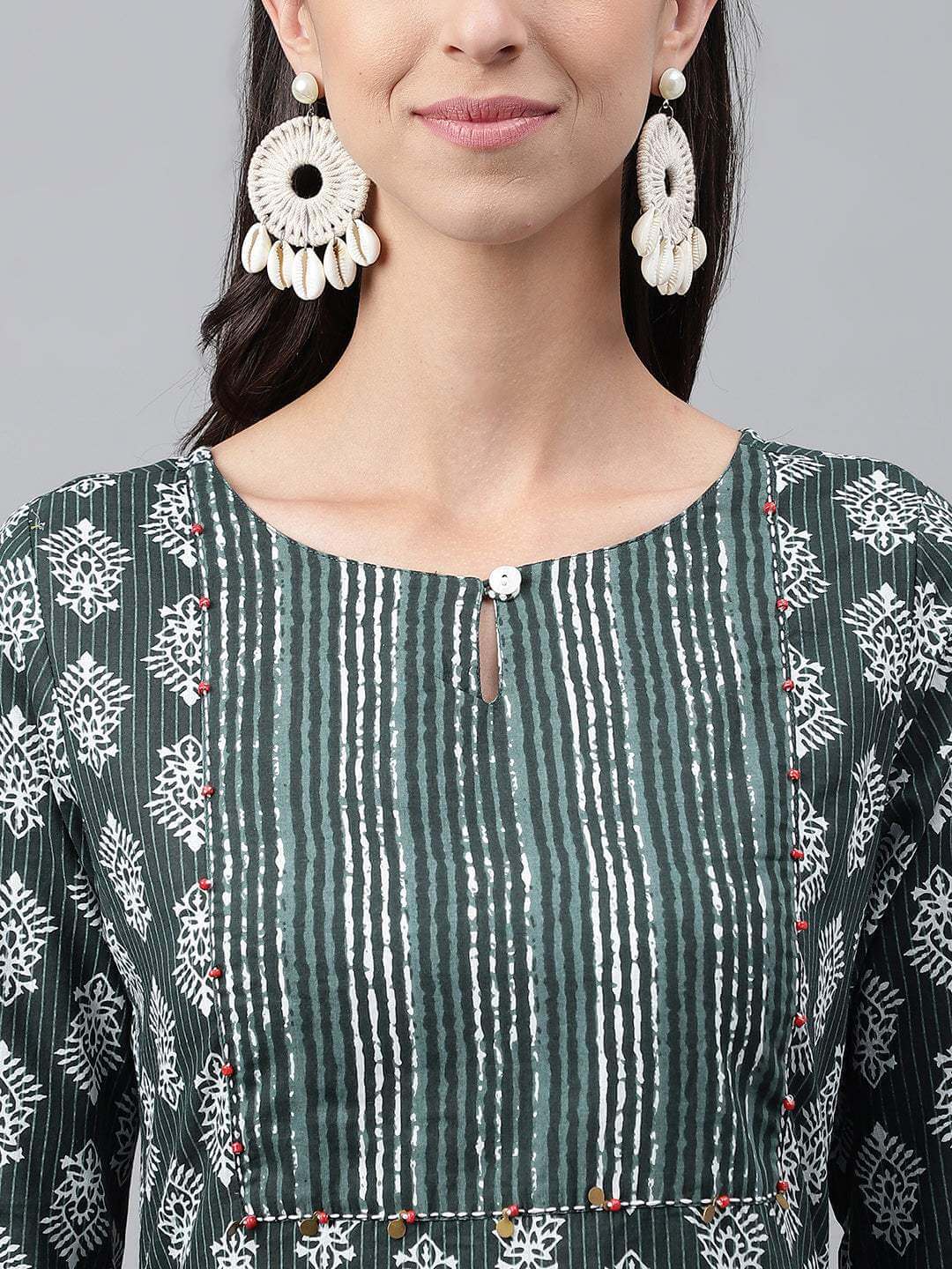 Dark Green Cotton Ethnic Motifs Straight Kurta for Women with Keyhole Neck