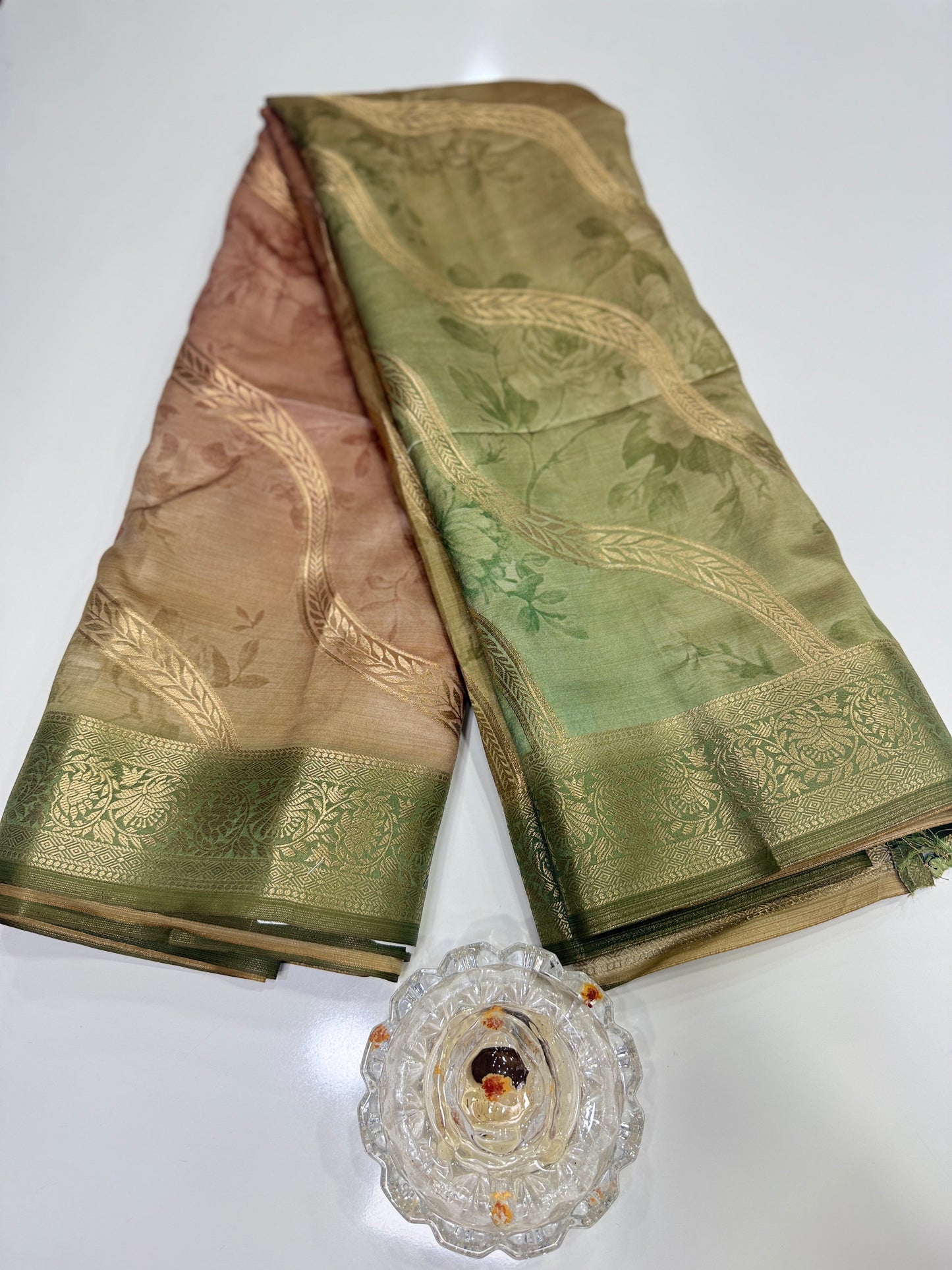 Bamboo Silk Floral Printed Saree with Rich Decorative Pallu, All Over Rich Leheriya Pattern