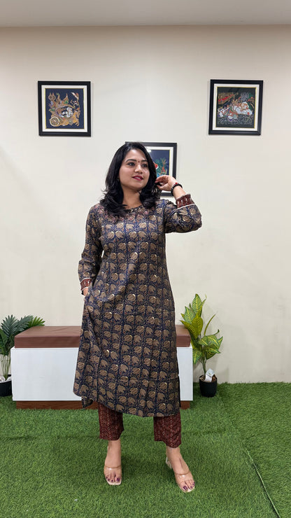 Pure Muslin Kurti Pant Set for Women with Golden Print | Elegant Daily & Festive Wear
