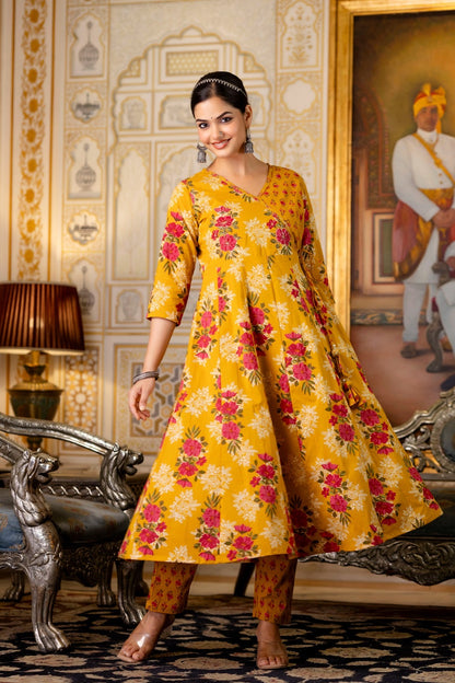 Women’s flared printed cotton kurta pant dupatta set with zari embroidery – festive ethnic wear