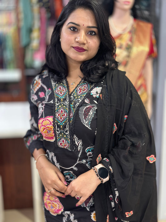 Women’s Pakistani-Style Floral Cotton Suit Set with Sequins, Beadwork and Embroidered Dupatta – Black