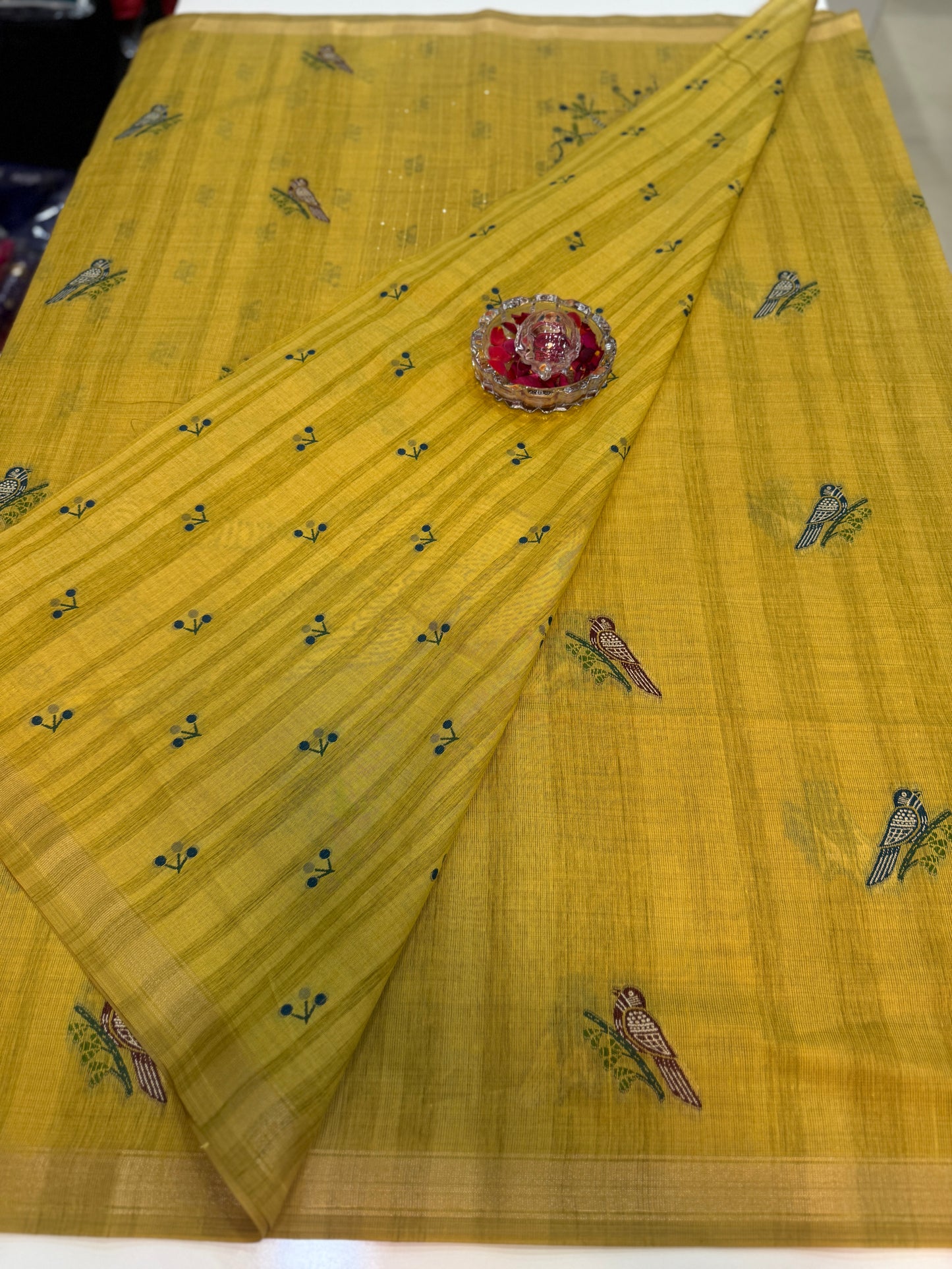 Ghicha cotton saree with bird motif pallu and tassel border, printed cotton saree for women