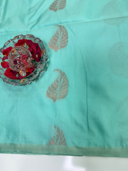 Soft Silk Sarees with Zari Work and Contrast Borders for Women – Festive and Traditional Wear