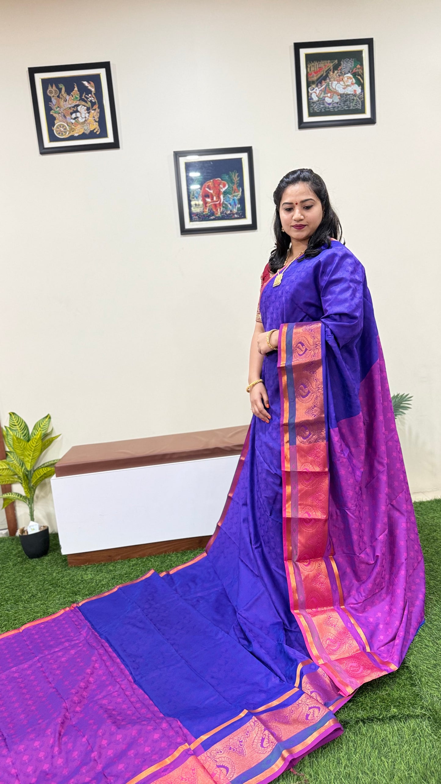 3D Emboss Soft Silk Saree with Contrast Chitt Pallu and Running Blouse – Art Silk Collection