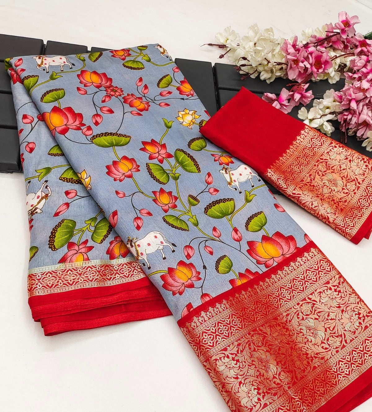 Kalamkari digital print Viscose Saree with weaving zari and gold viscose border.