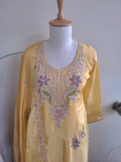 Glass Organza Kurta Set with Zari and Sequin Embroidery, Cotton Lining, Shantoon Pant, and Scallop Dupatta